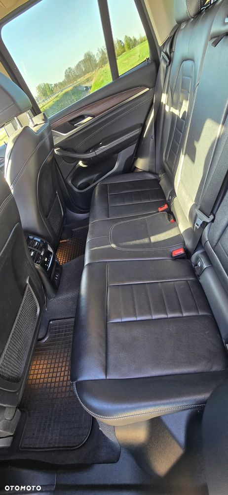 BMW X3 xDrive20d xLine - 13