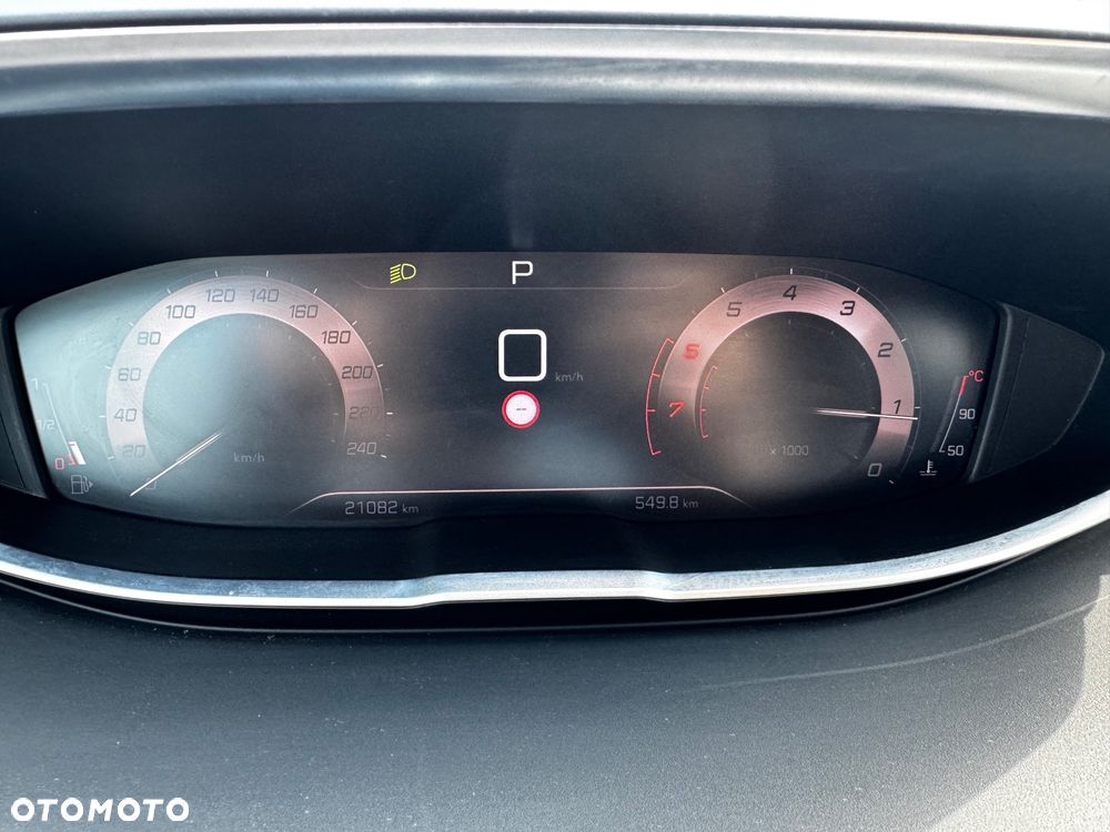 Peugeot 5008 PureTech 130 EAT8 Stop & Start GT - 22