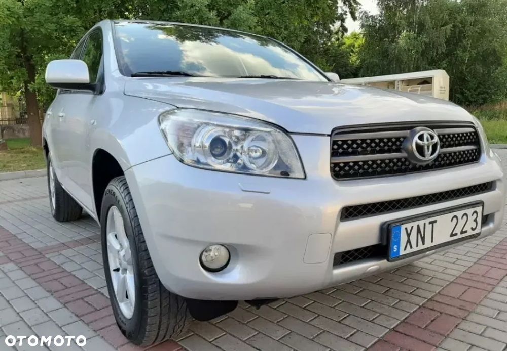 Toyota RAV4 2.0 4x4 Sol - 23
