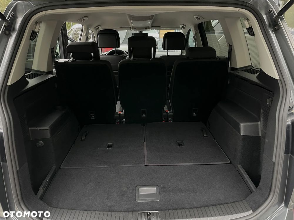 Volkswagen Touran 1.6 TDI SCR (BlueMotion Technology) DSG Comfortline - 39