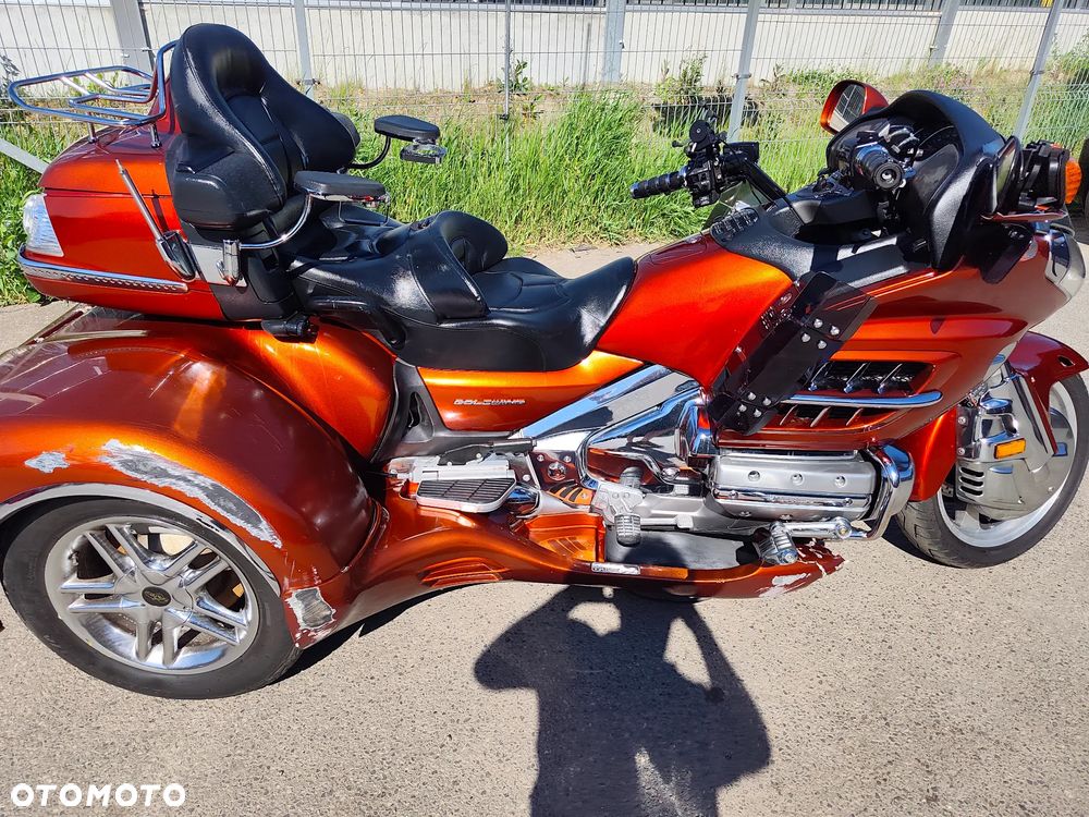 Honda GL - 24