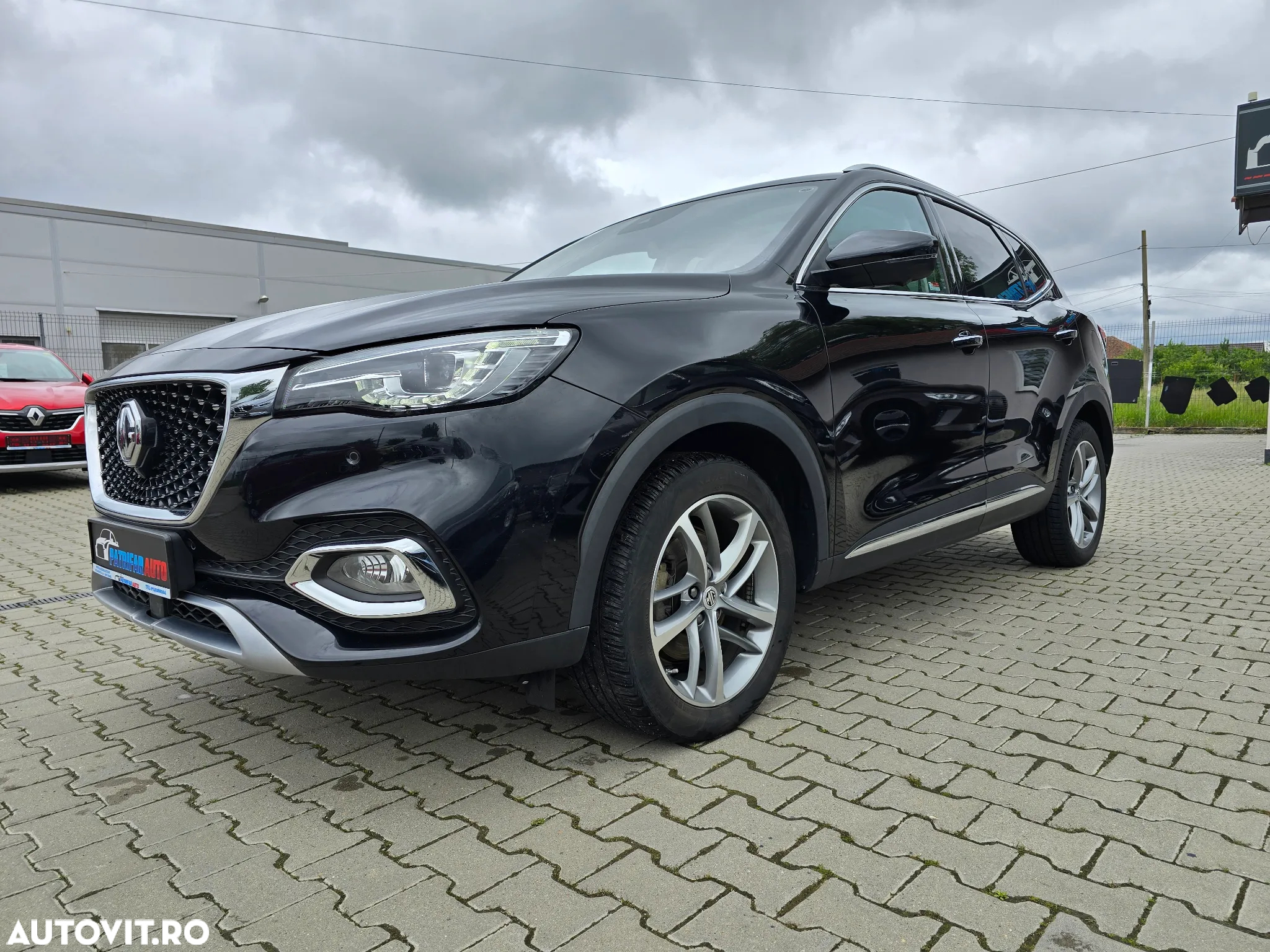 MG EHS 1.5T-GDI PHEV Luxury - 2