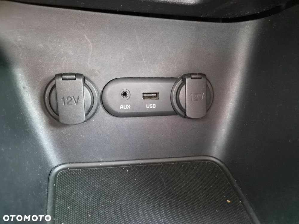 Kia Ceed 1.4 CRDi 90 Vision - 17