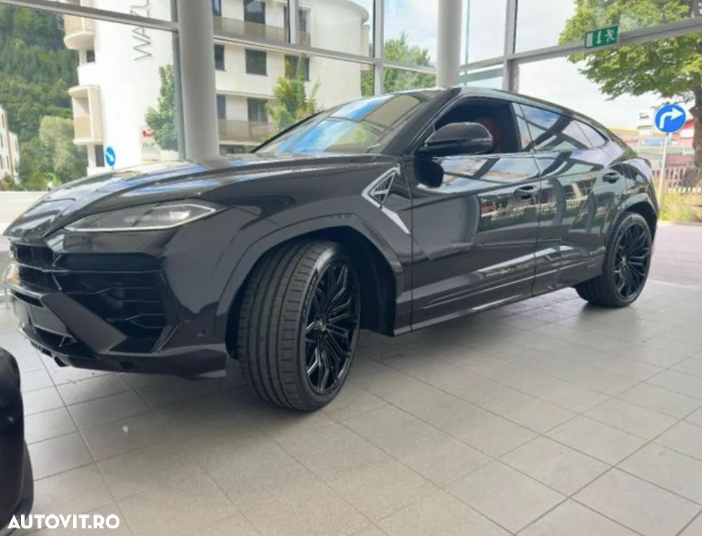Lamborghini URUS - 1