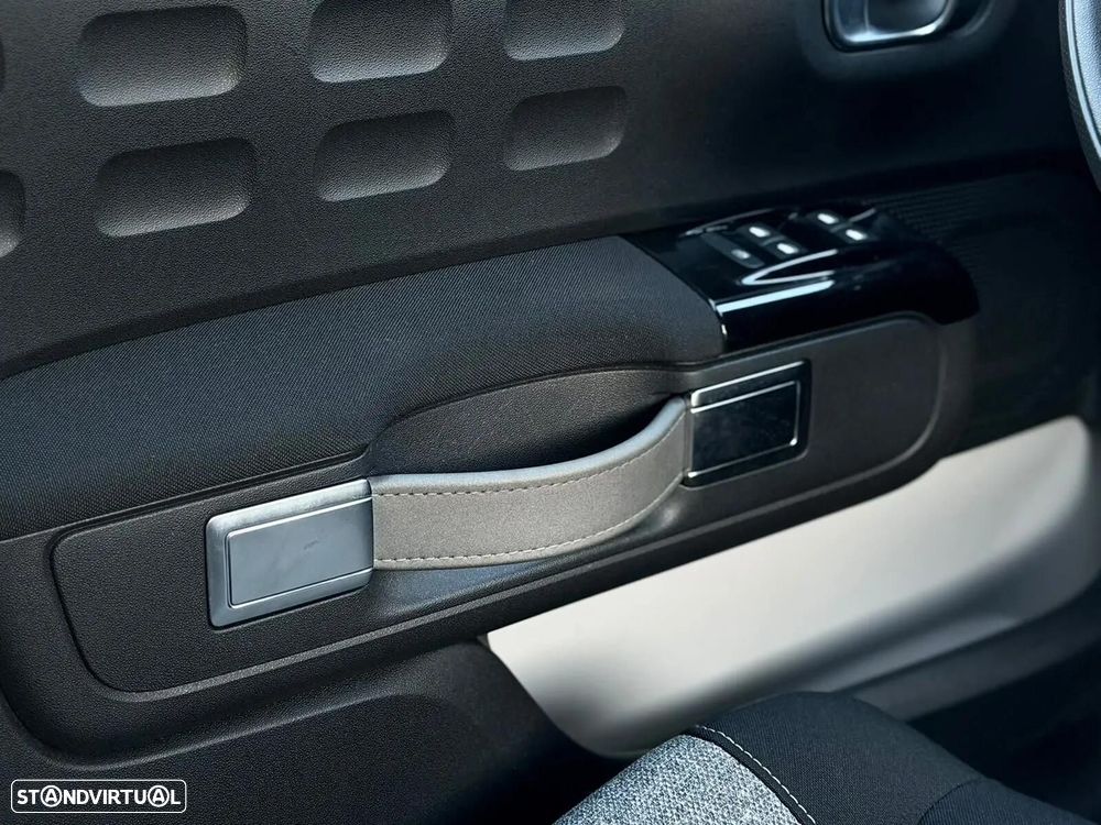 Citroën C3 1.2 PureTech C-Series - 19