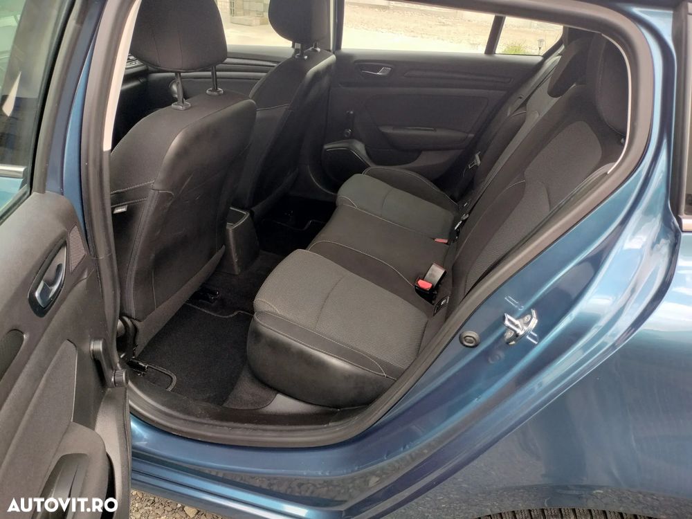 Renault Megane ENERGY TCe 100 LIMITED - 22