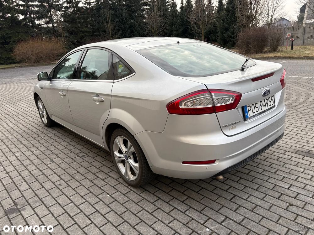 Ford Mondeo 2.0 TDCi Platinium X Plus (Titanium) - 4