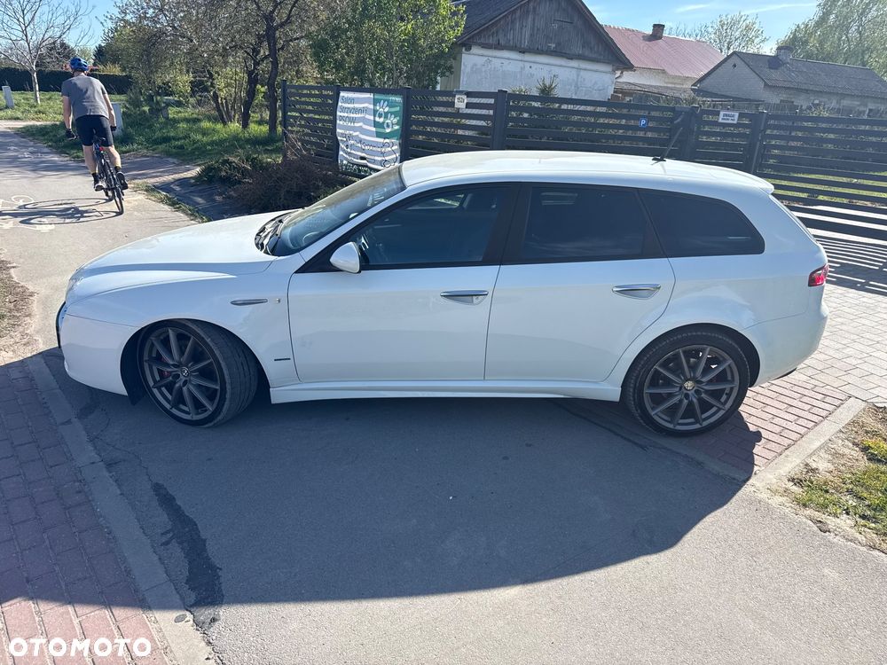 Alfa Romeo 159 2.4 JTDM 20V DPF Q4 ti - 4