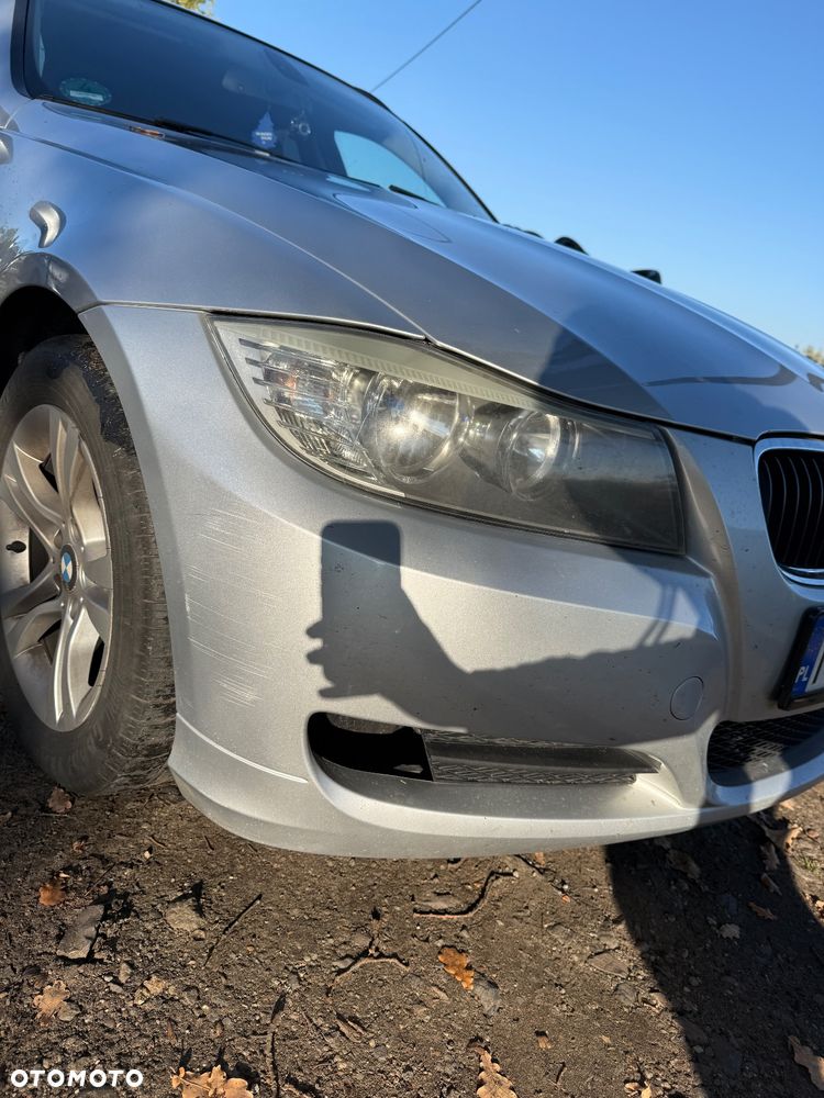 BMW Seria 3 320d DPF Touring - 14