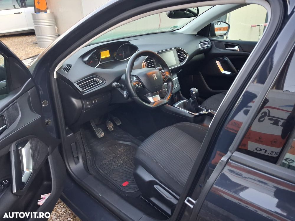 Peugeot 308 1.6 HDI FAP Access - 6