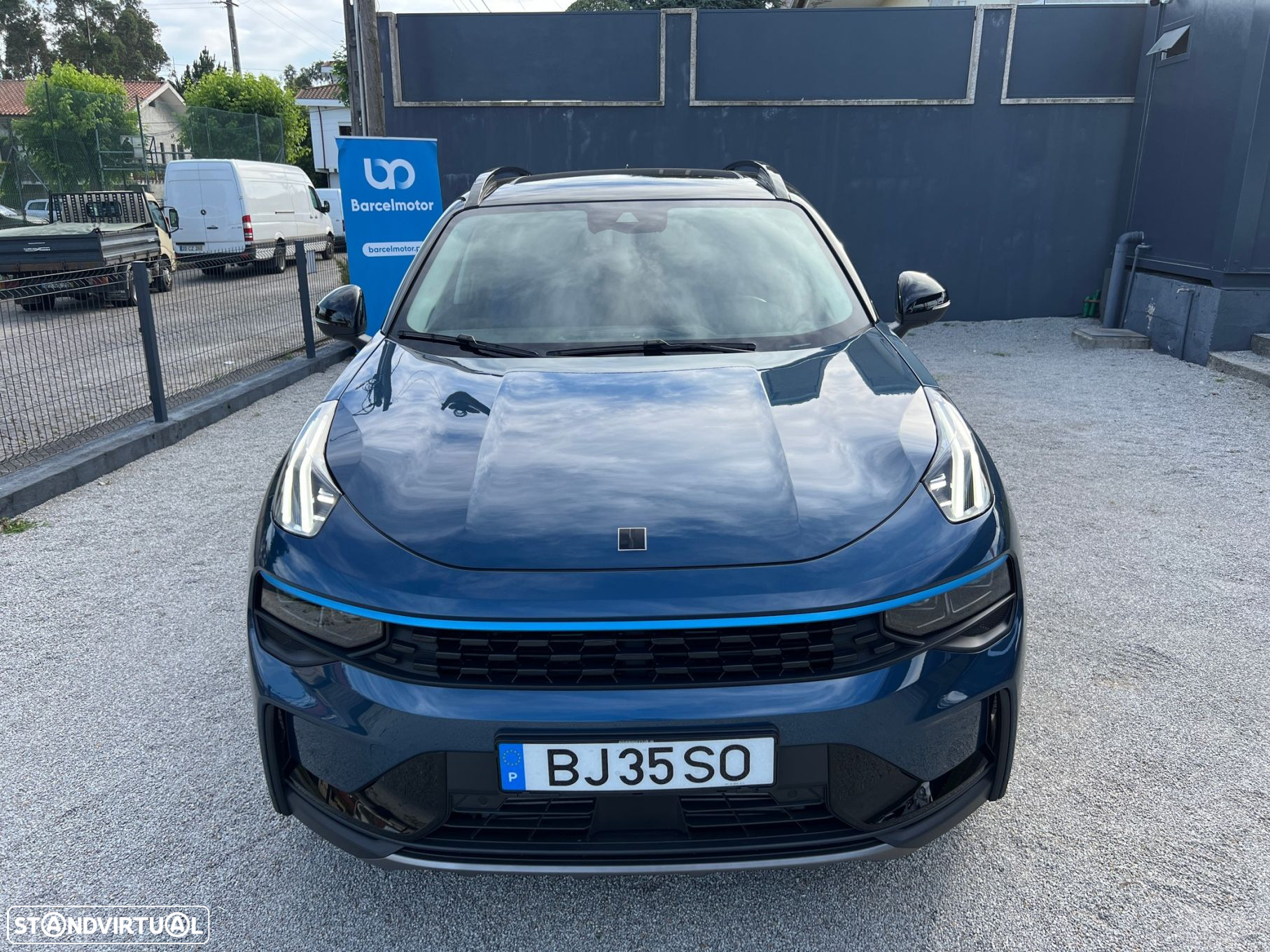 Lynk & Co 01 - 9