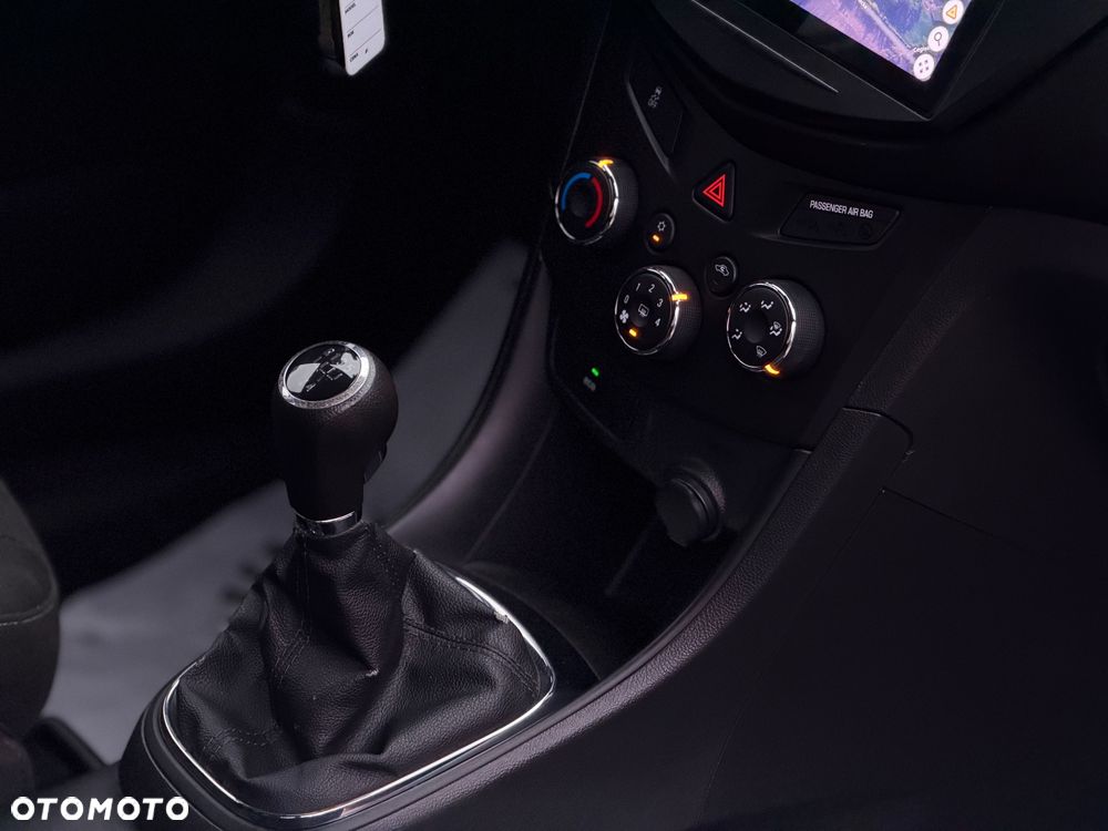 Chevrolet Trax 1.6 LS - 24
