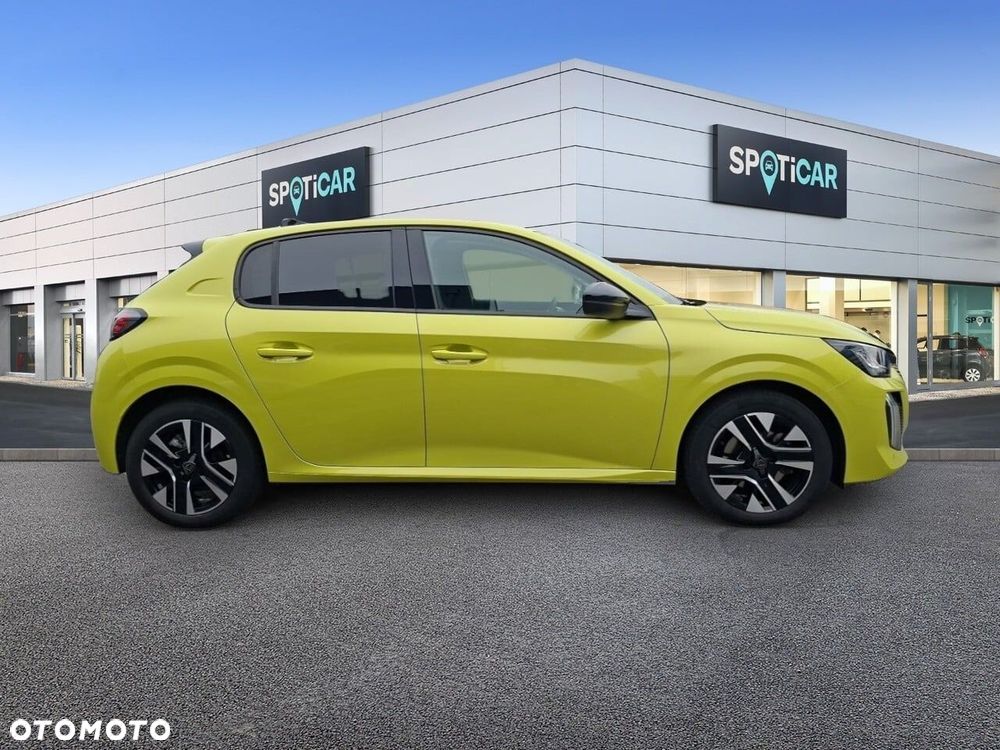 Peugeot 208 - 4