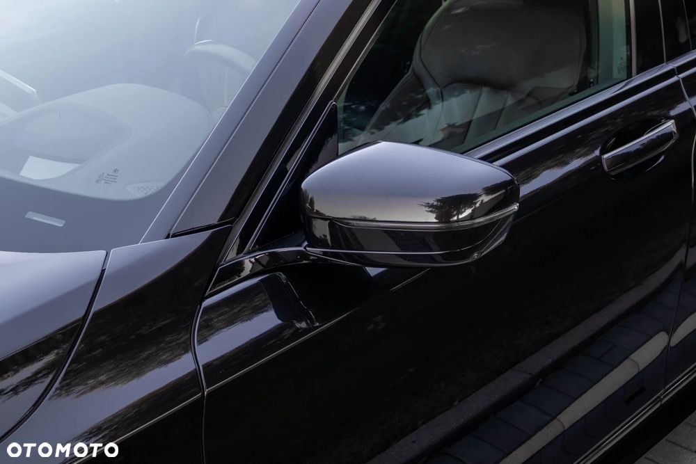 BMW Seria 7 730d xDrive mHEV sport - 12