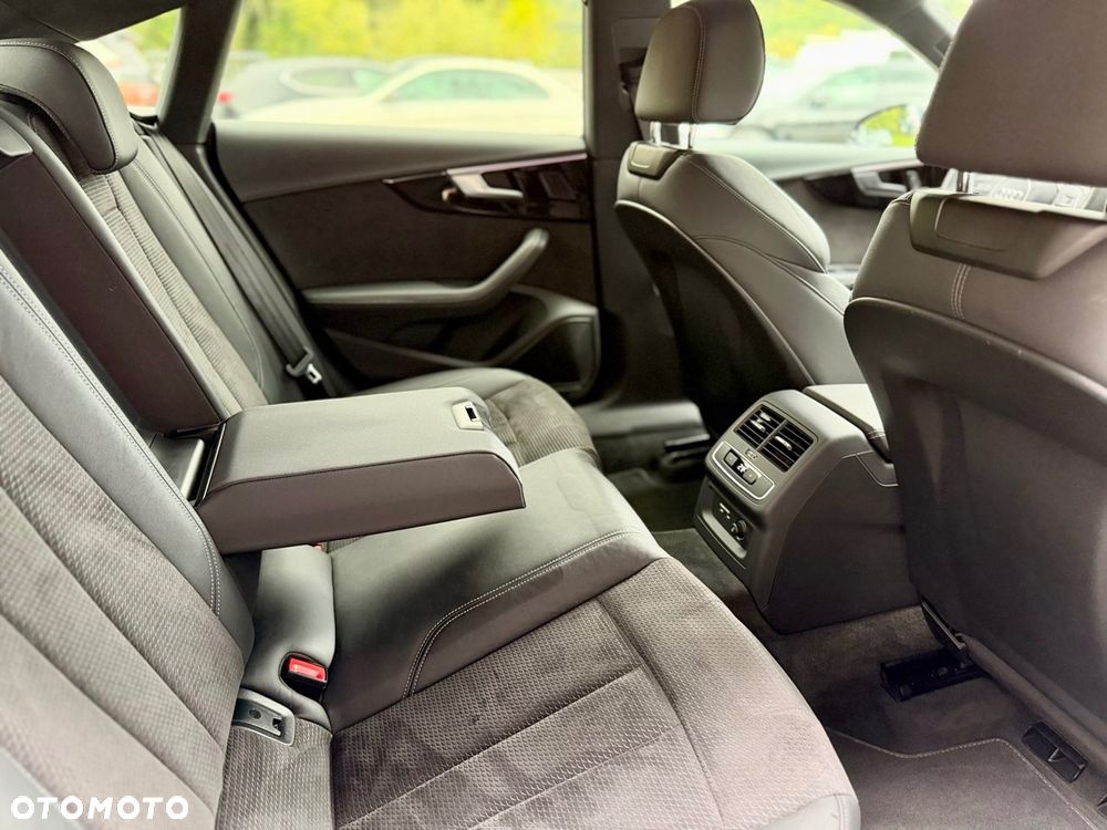 Audi A5 Sportback 40 TFSI S tronic S line - 28