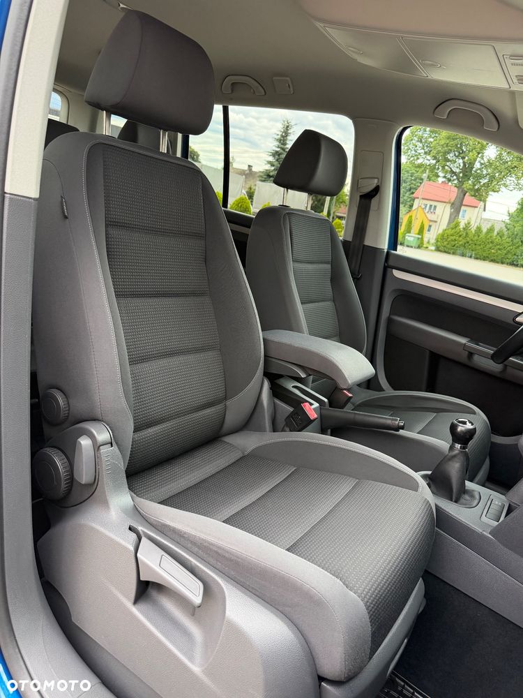 Volkswagen Touran 1.4 TSI Freestyle - 34
