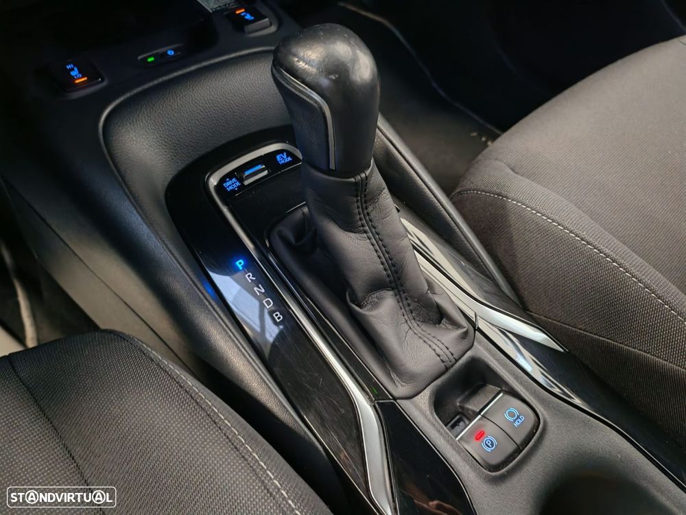 Toyota Corolla Touring Sports - 17