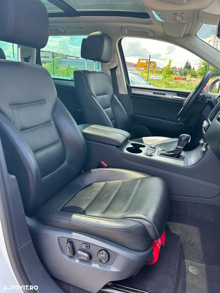 Volkswagen Touareg V6 TDI BMT Supreme Plus - 18