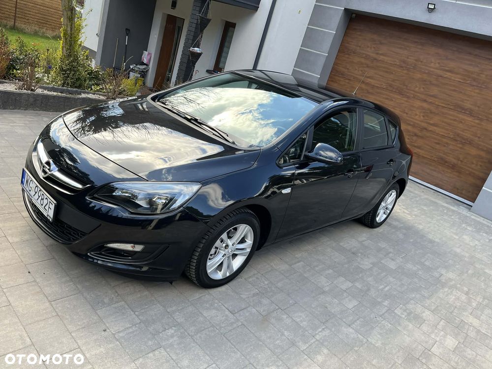 Opel Astra 1.6 Enjoy - 1