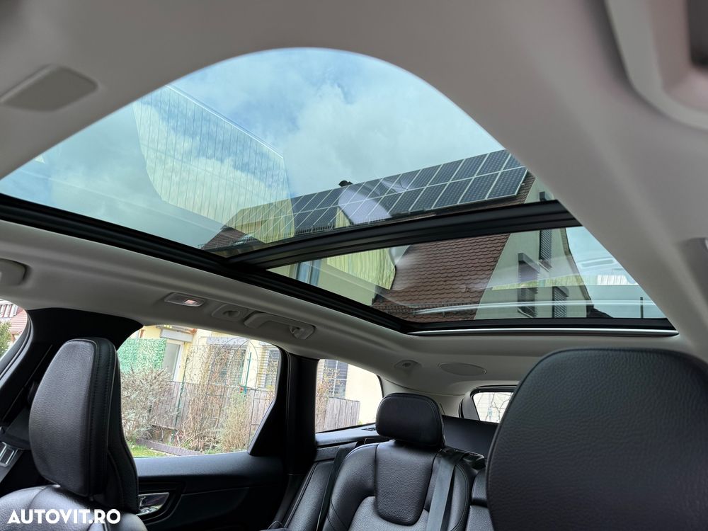 Volvo XC 60 B4 D AWD Geartronic Inscription - 5