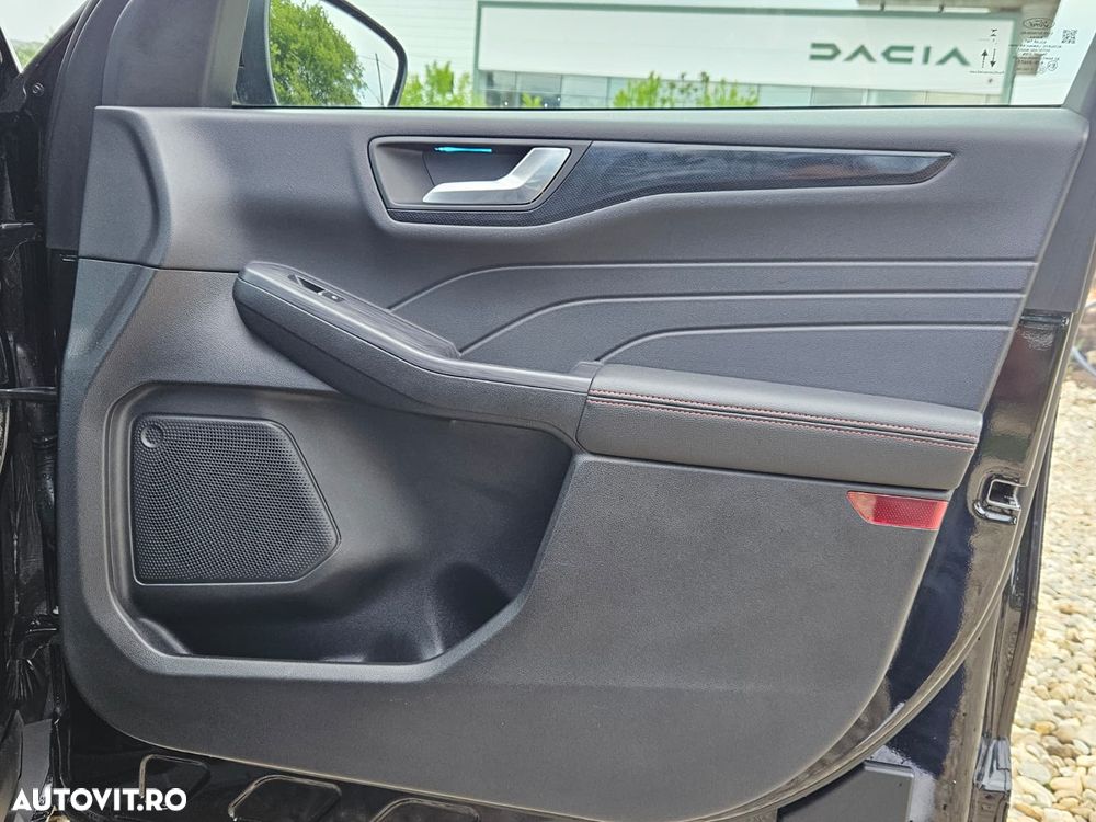 Ford Kuga 2.5 Duratec FHEV 4x4 ST-LINE X - 21