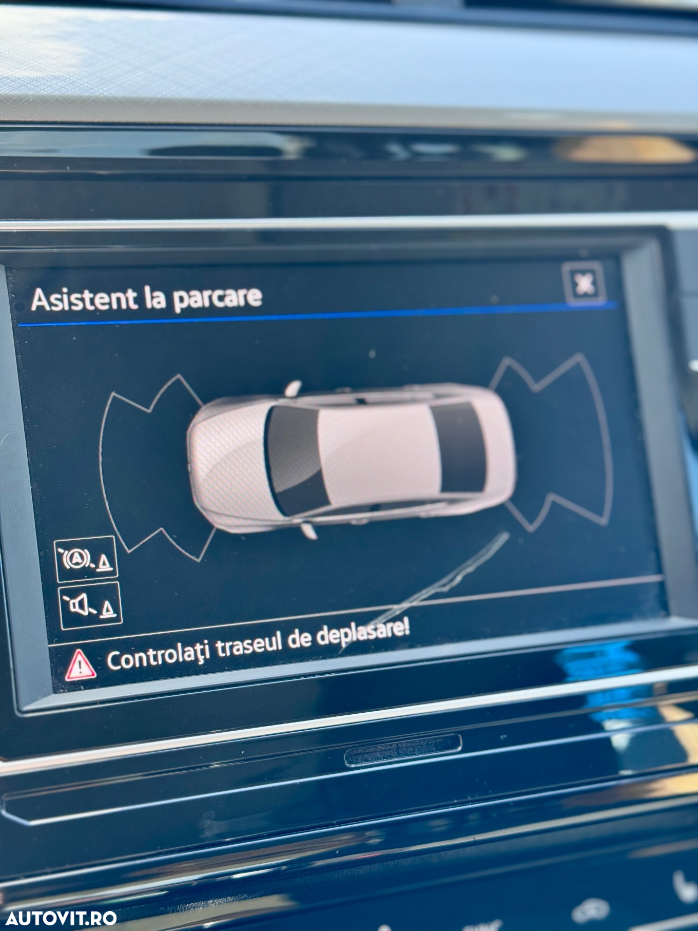 Volkswagen Passat Variant 2.0 TDI DSG Comfortline - 12