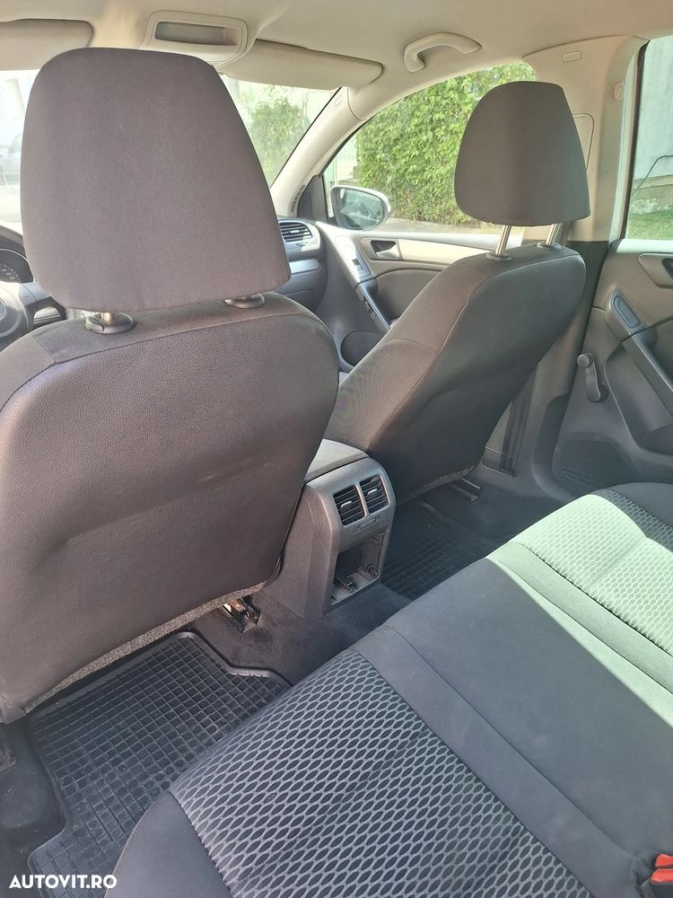 Volkswagen Golf 2.0 TDI Comfortline - 7
