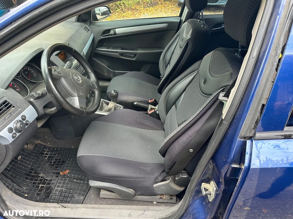 Opel Astra - 10