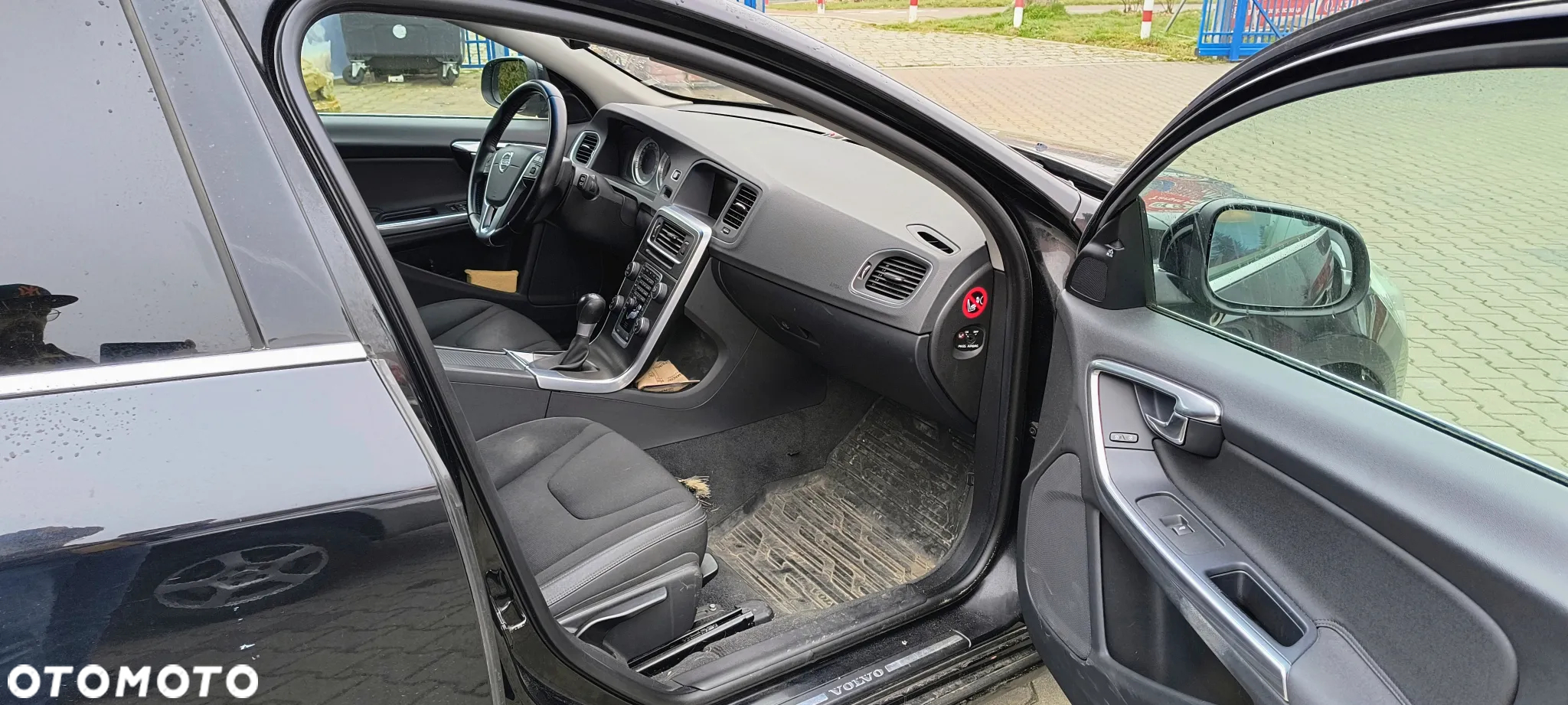 Volvo V60 T5 Momentum - 10