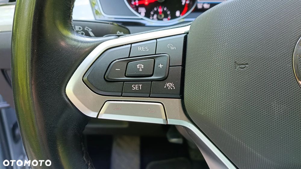 Volkswagen Passat 1.5 TSI EVO Business DSG - 25