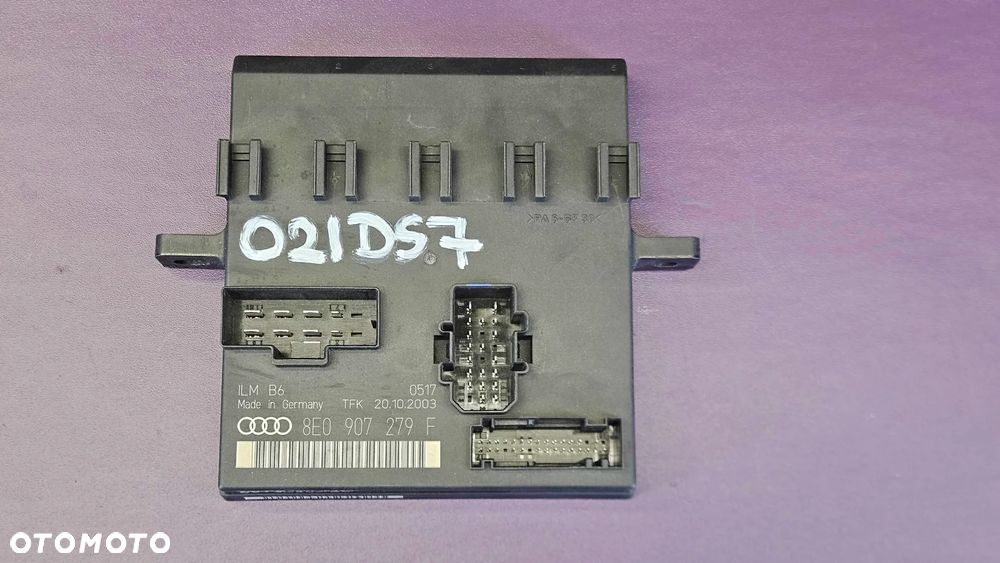 Moduł Świateł 8E0907279F ILM Sterownik Komputer Światła Audi A4 B6 - 1