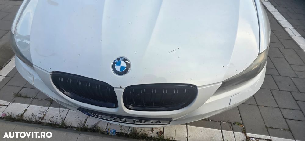 BMW Seria 3 318d - 17
