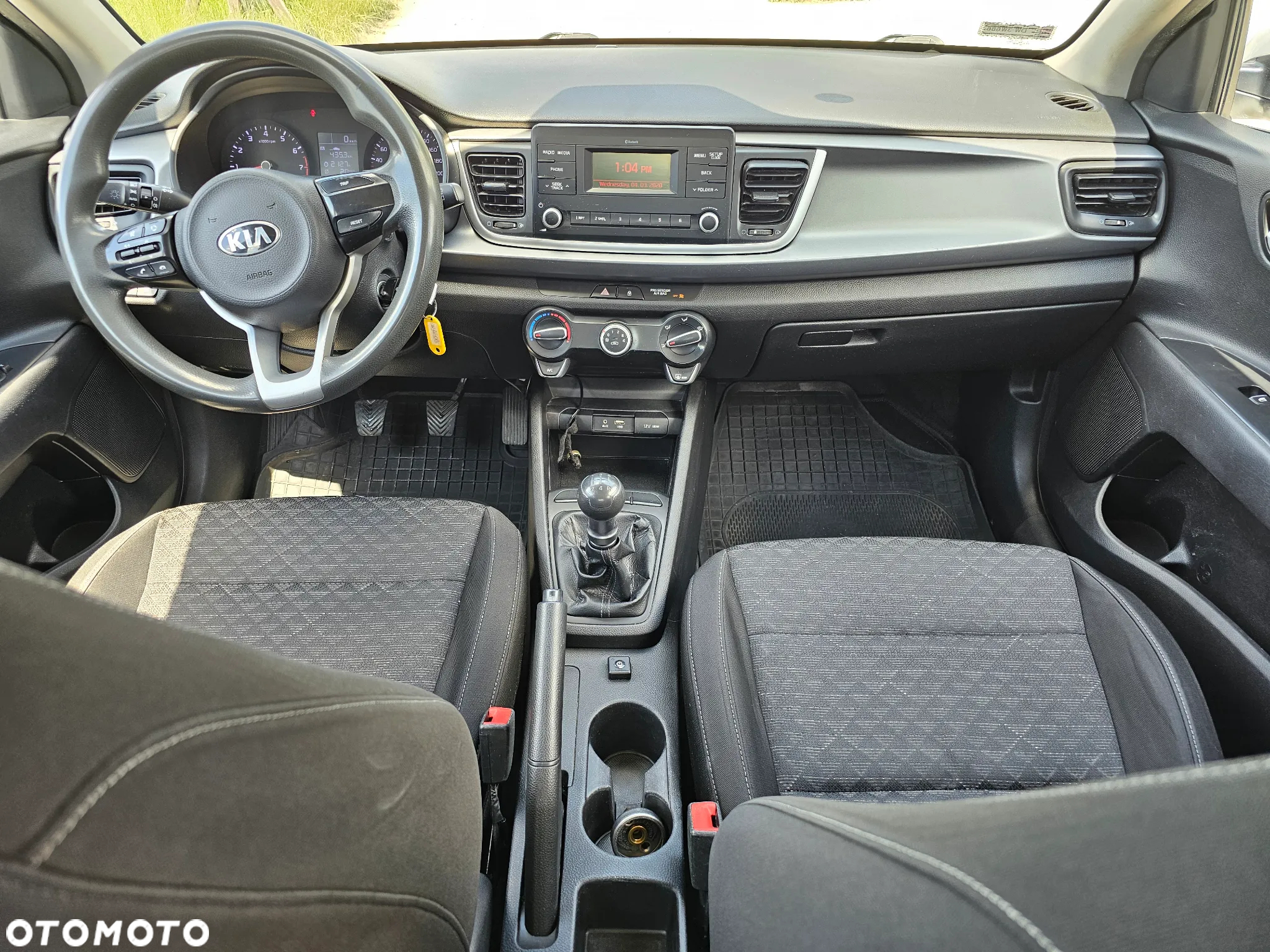 Kia Rio - 11