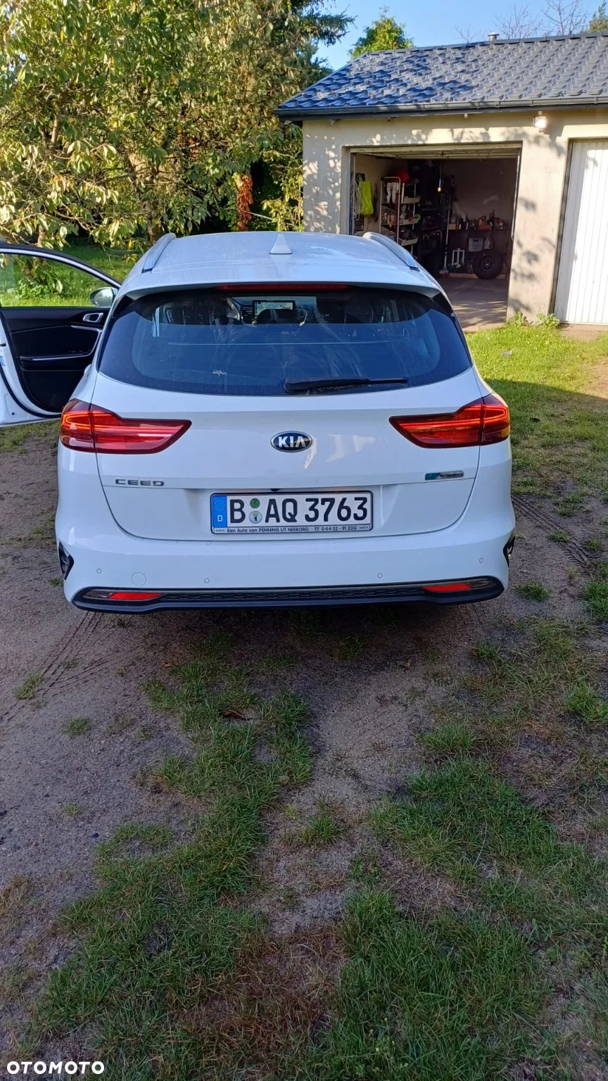 Kia Ceed 1.6 CRDi Eco-Dynamics+ (48V Mild-Hybrid) DCT7 Vision - 4