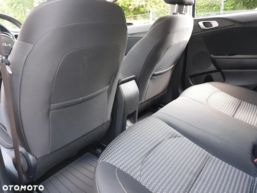 Kia Ceed 1.5 T-GDI M - 24