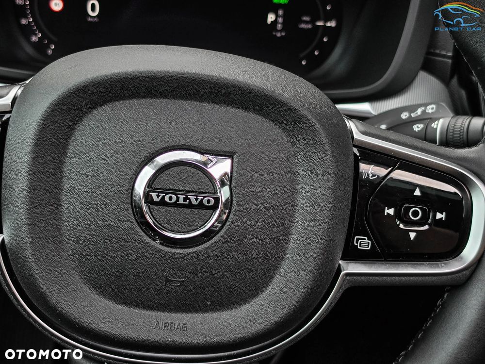 Volvo XC 60 T6 Plug-In Hybrid AWD Inscription - 27