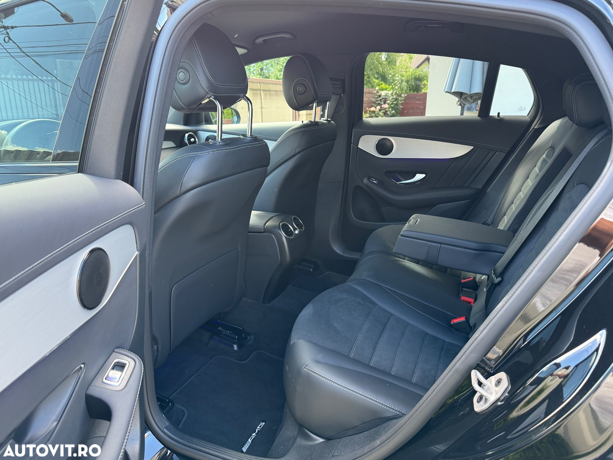 Mercedes-Benz GLC Coupe 300 e 4Matic 9G-TRONIC AMG Line - 7