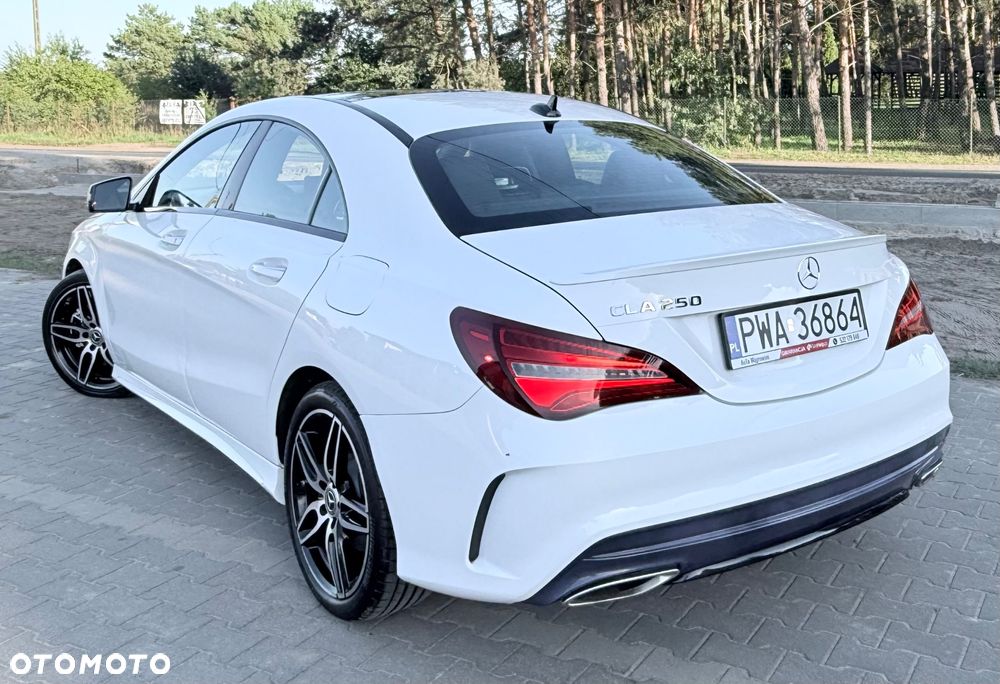 Mercedes-Benz CLA - 22