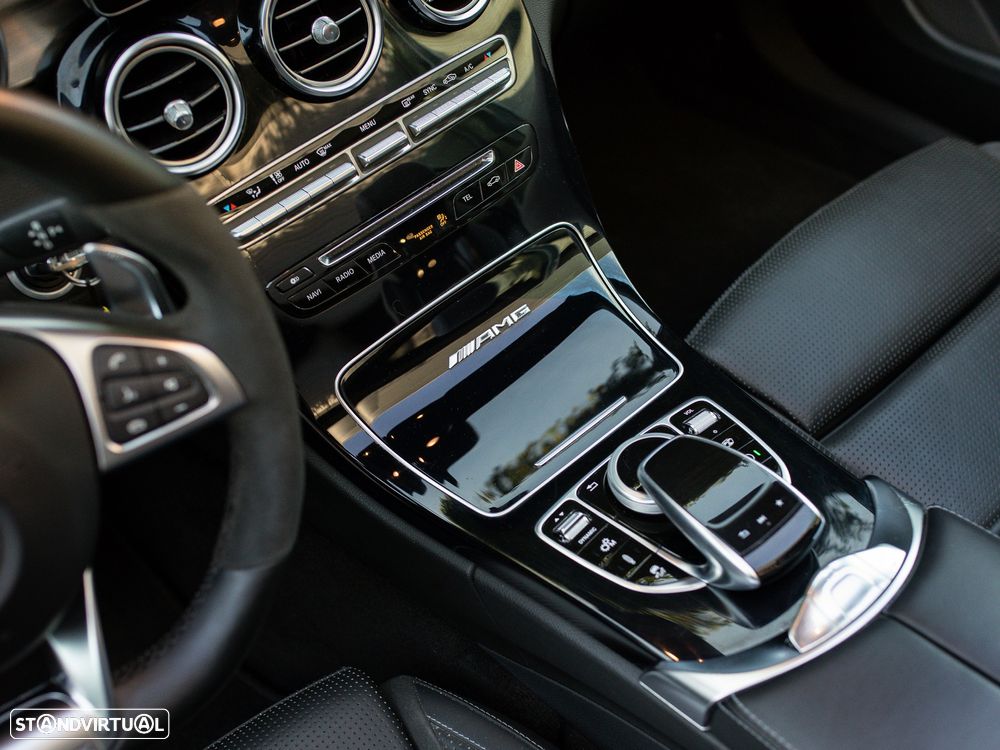 Mercedes-Benz C 63 AMG S - 27