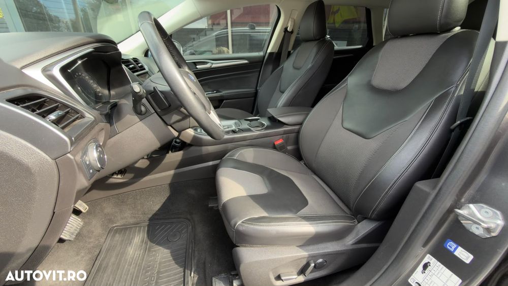 Ford Mondeo 2.0 TDCI PowerShift AWD Titanium - 12