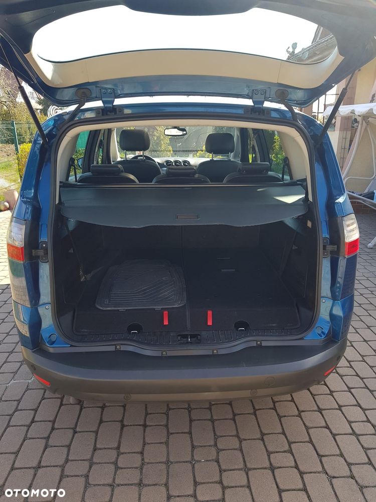 Ford S-Max - 5
