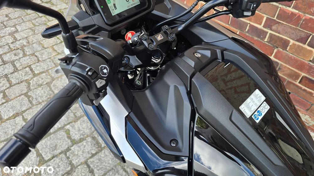 Honda NC - 15