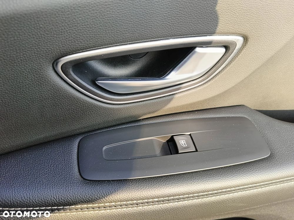 Renault Scenic 1.2 TCE Energy Bose Edition - 27