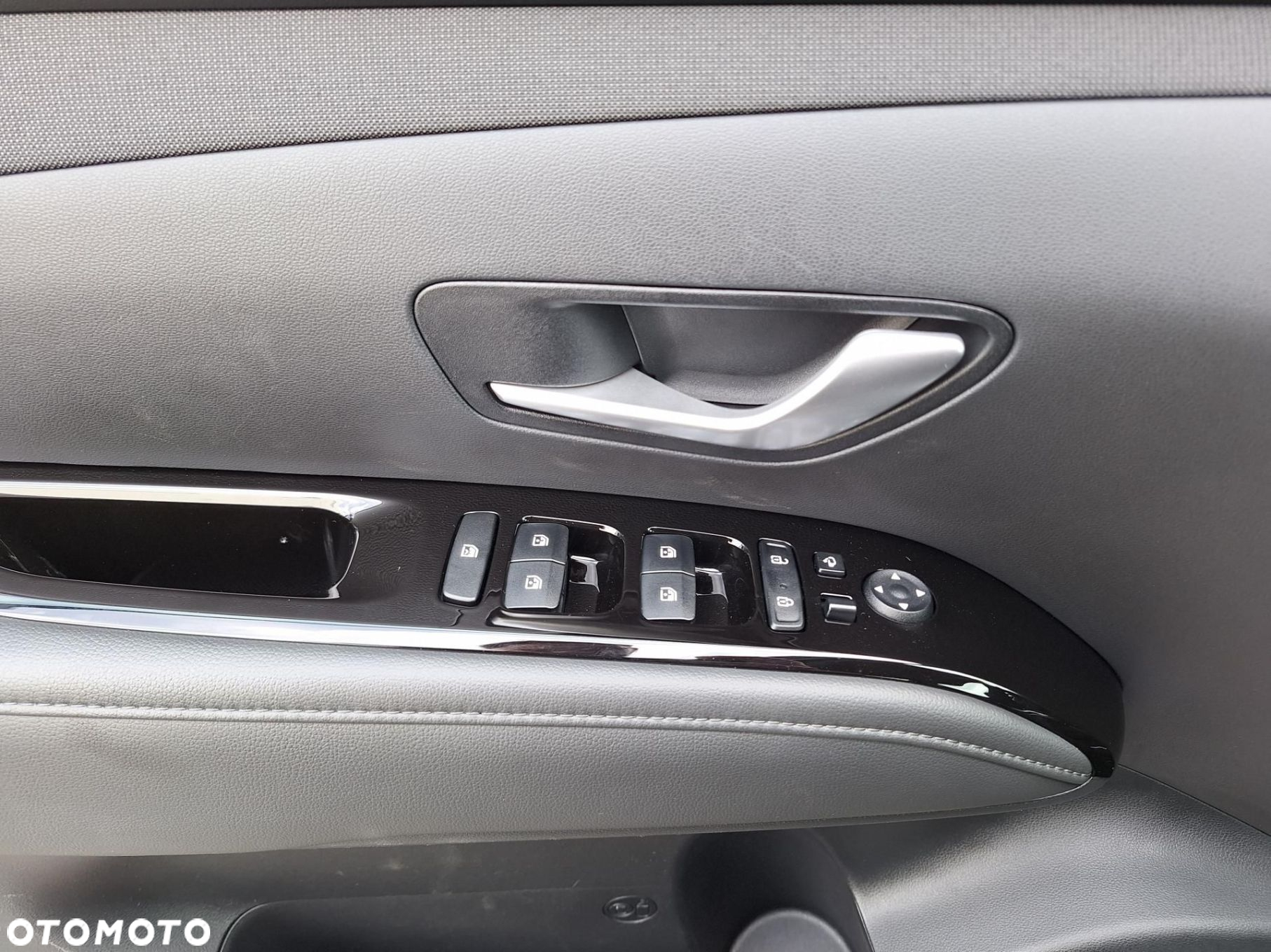 Hyundai Tucson 1.6 T-GDi HEV Executive 2WD - 9
