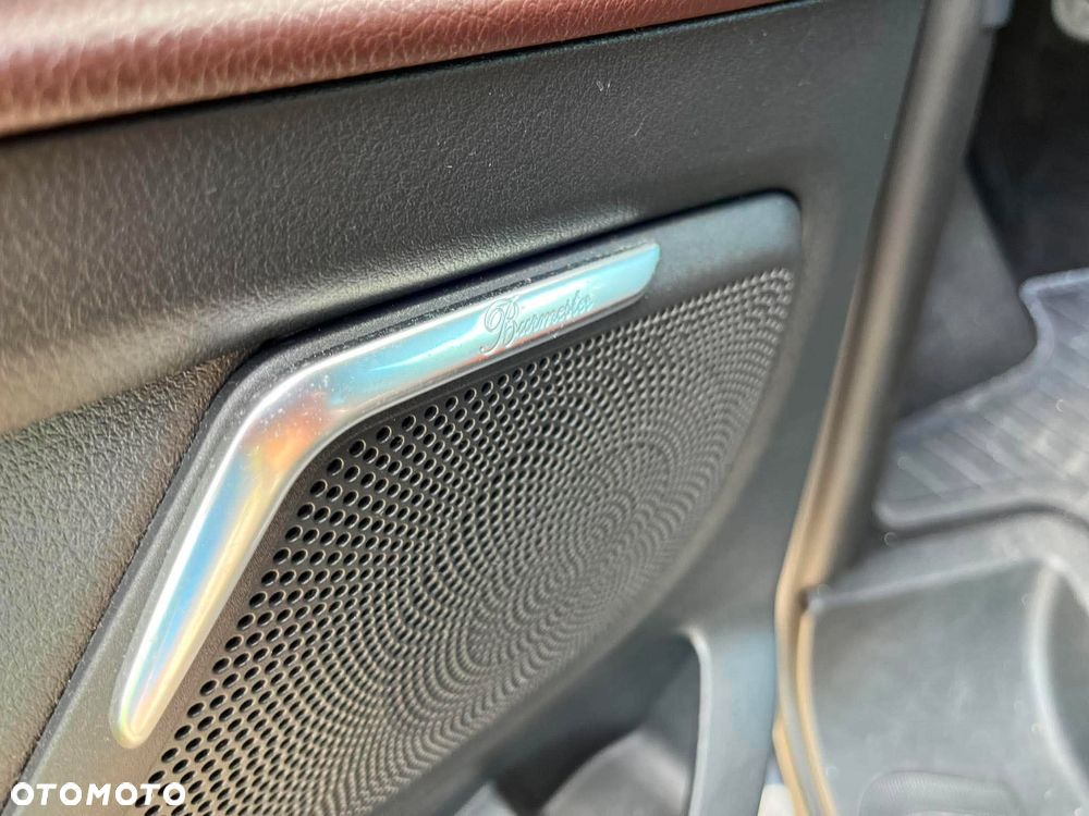 Mercedes-Benz Klasa V 250 d 4-Matic Avantgarde 7G-Tronic (d³ugi) - 13