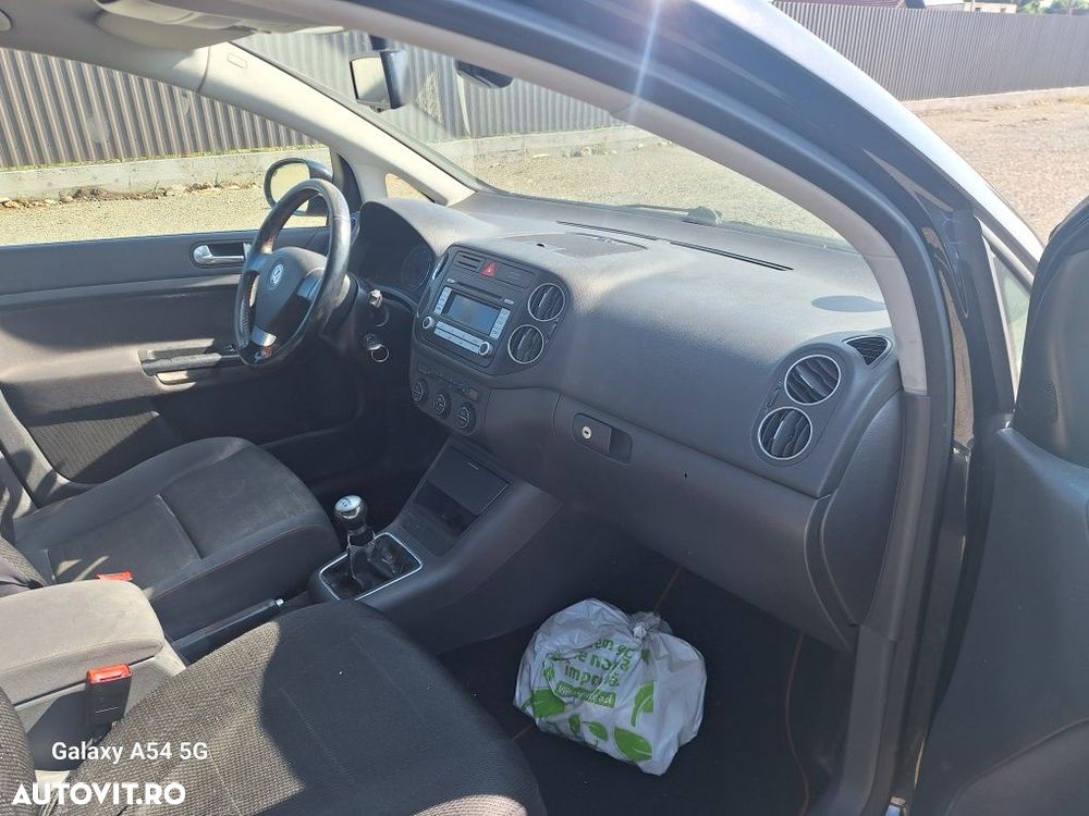 Dezmembrez VW Golf 5Plus 2.0 tdi BMM cod culoare LC9Z - 6