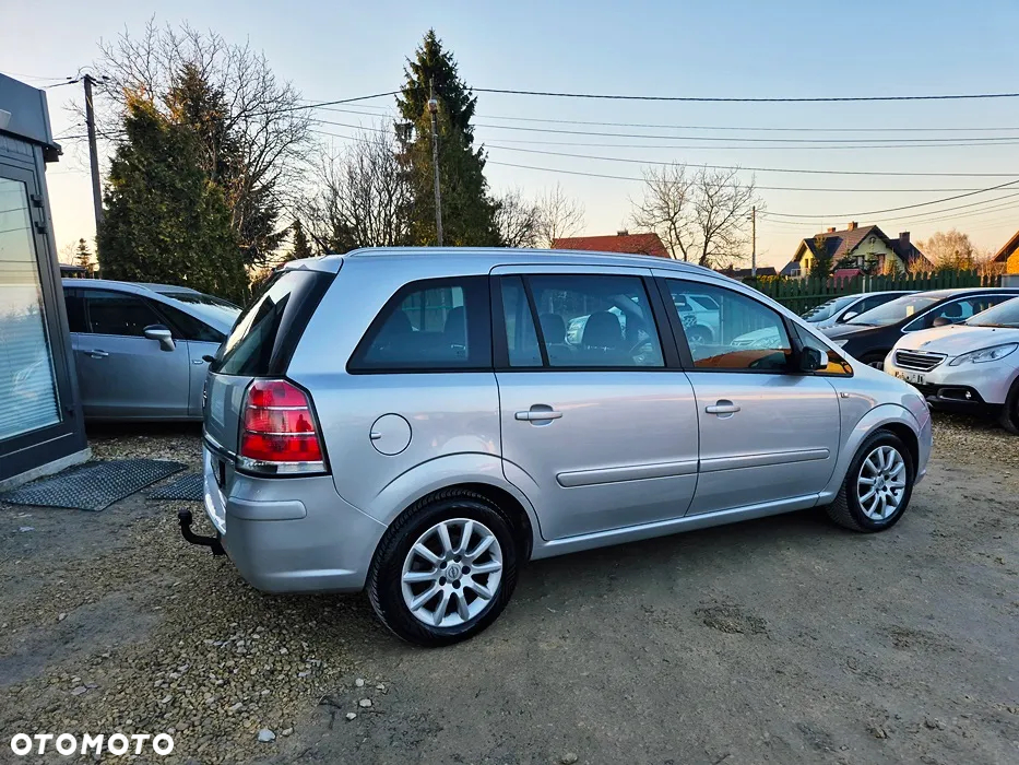 Opel Zafira 1.8 Cosmo - 13