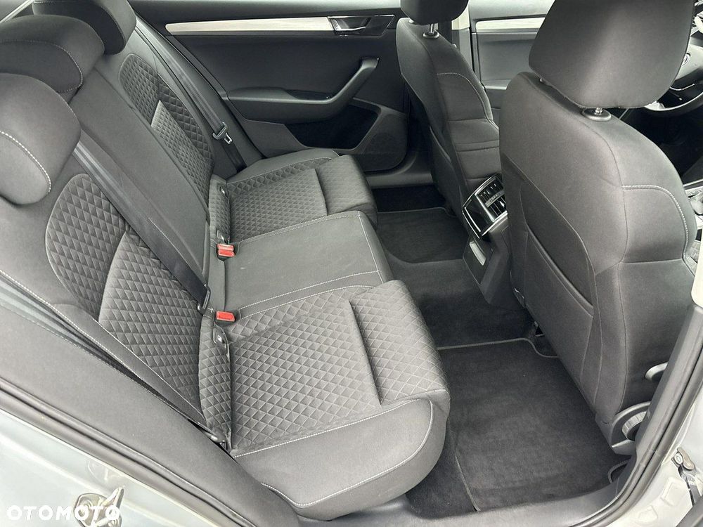 Skoda Superb - 16