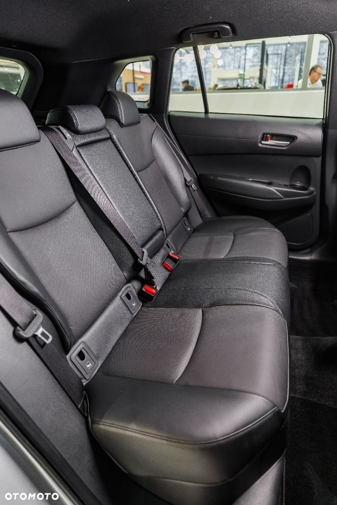 Toyota Corolla Cross - 11