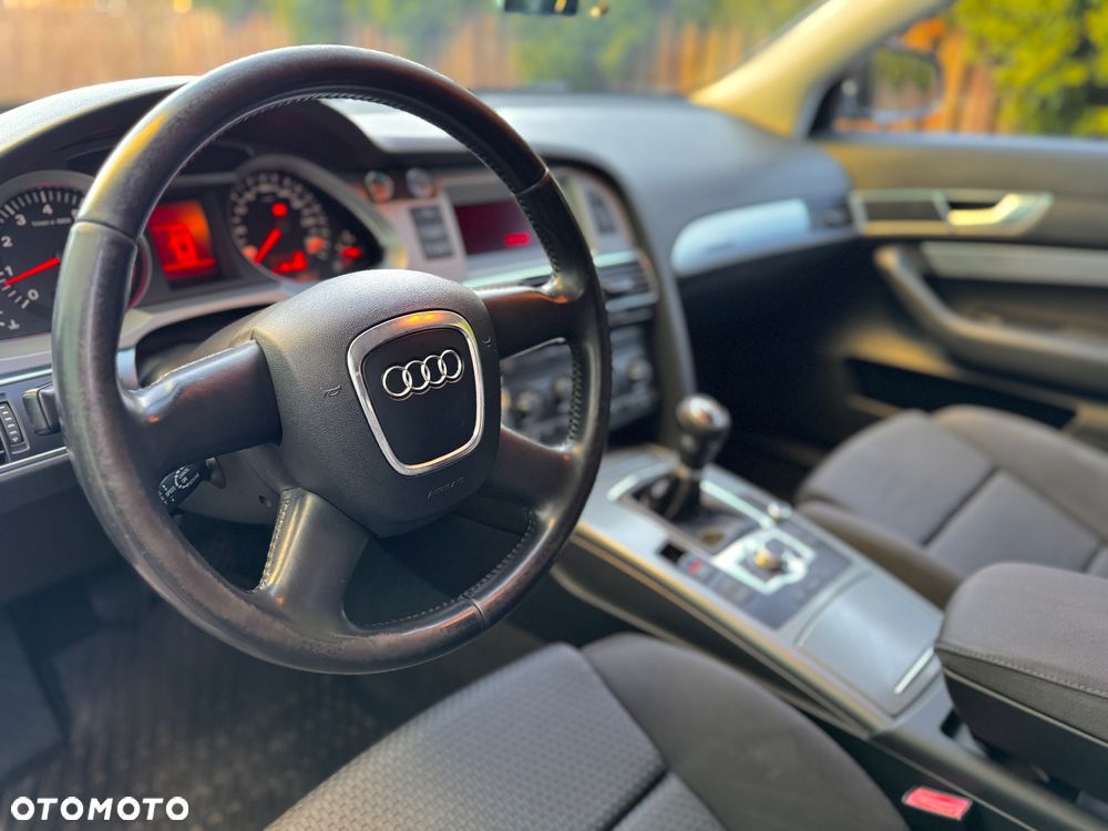 Audi A6 Avant 2.4 Quattro - 7